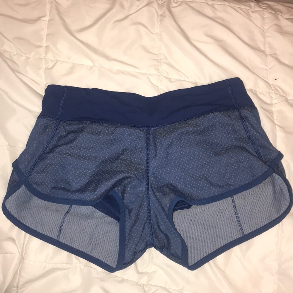 BLUE LULULEMON SPEED UP SHORTS
